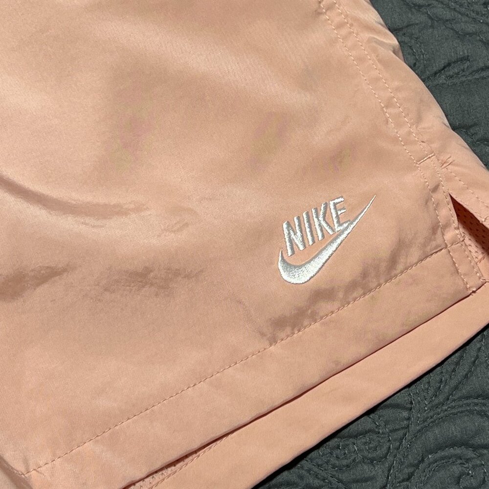 Nike Men's Woven Flow Shorts - Men Size S